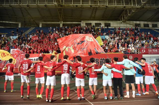 欧冠：利物浦3-2击败马赛（欧冠：利物浦3-2力克马赛）