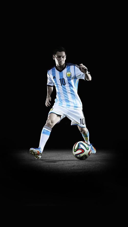 詹姆斯：艾顿承担了约80%的挡拆掩护，是进攻的重要力量