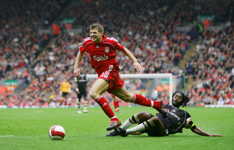 拉波尔塔：梅西作为球员回归巴萨是不现实的（拉波尔塔：梅西不太可能以球员身份重返巴萨）