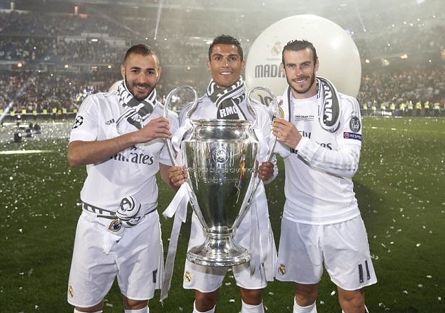 足球比赛中如何保持体能？（如何在足球比赛中维持体能？）