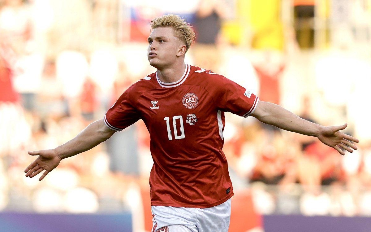 巧合？美国队此前刚赢了世界杯小组赛对手澳大利亚、巴拉圭