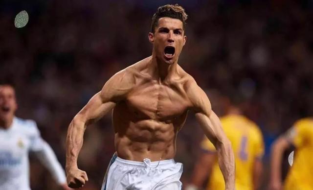 杭州女足举行环西湖徒步活动，全程八公里