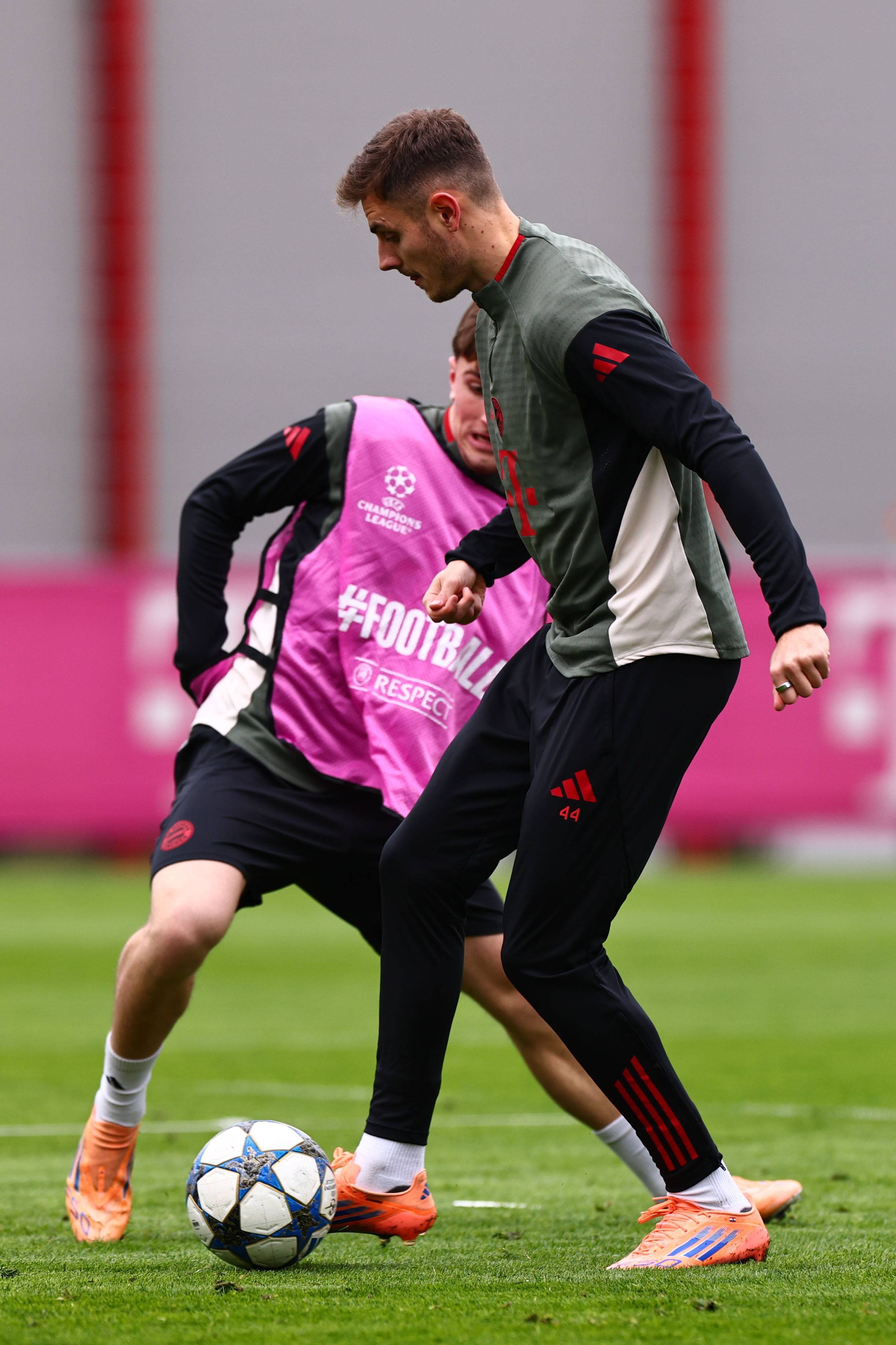 魔术主场逆转尼克斯豪取三连胜 瓦格纳37分领军进攻狂潮