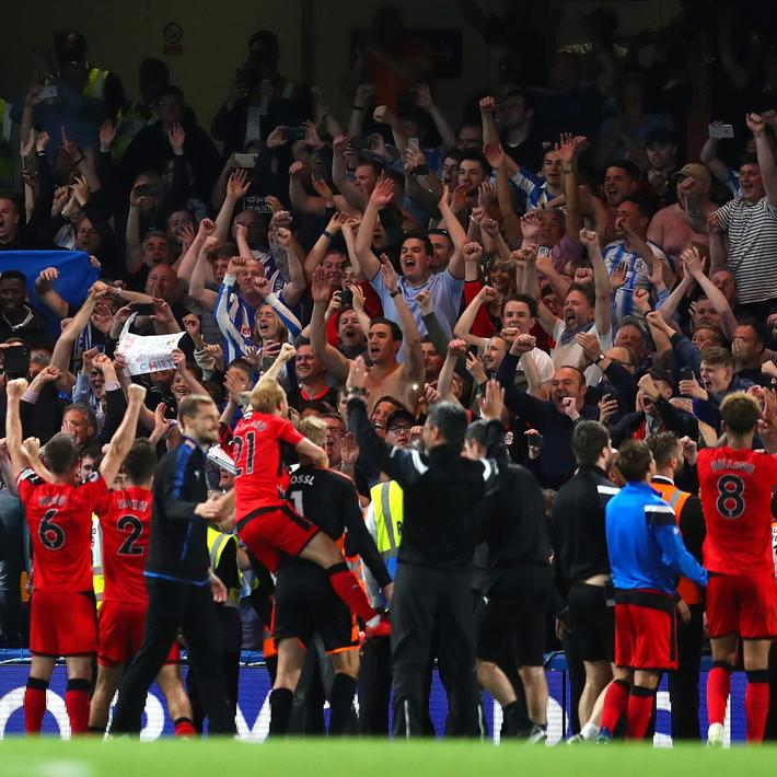 加拉塔萨雷高层炮轰土耳其足协：因遭裁判针对拒绝出席明日仪式（加拉塔萨雷高层怒斥土耳其足协：称遭裁判针对，将缺席明日仪式）